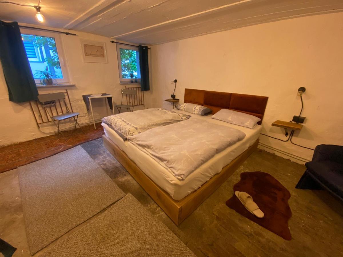 Art Boutique Budget Apartment Im Hinterhof Menden Altstadt Екстер'єр фото